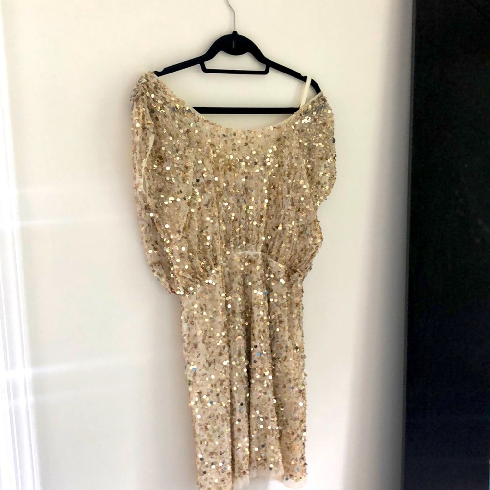 Aidan Mattox, gold dress